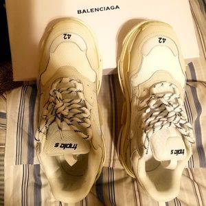 Balanciaga triple s